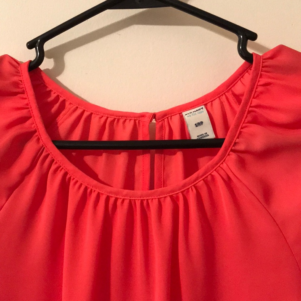 Pink top - Picture 2 of 2